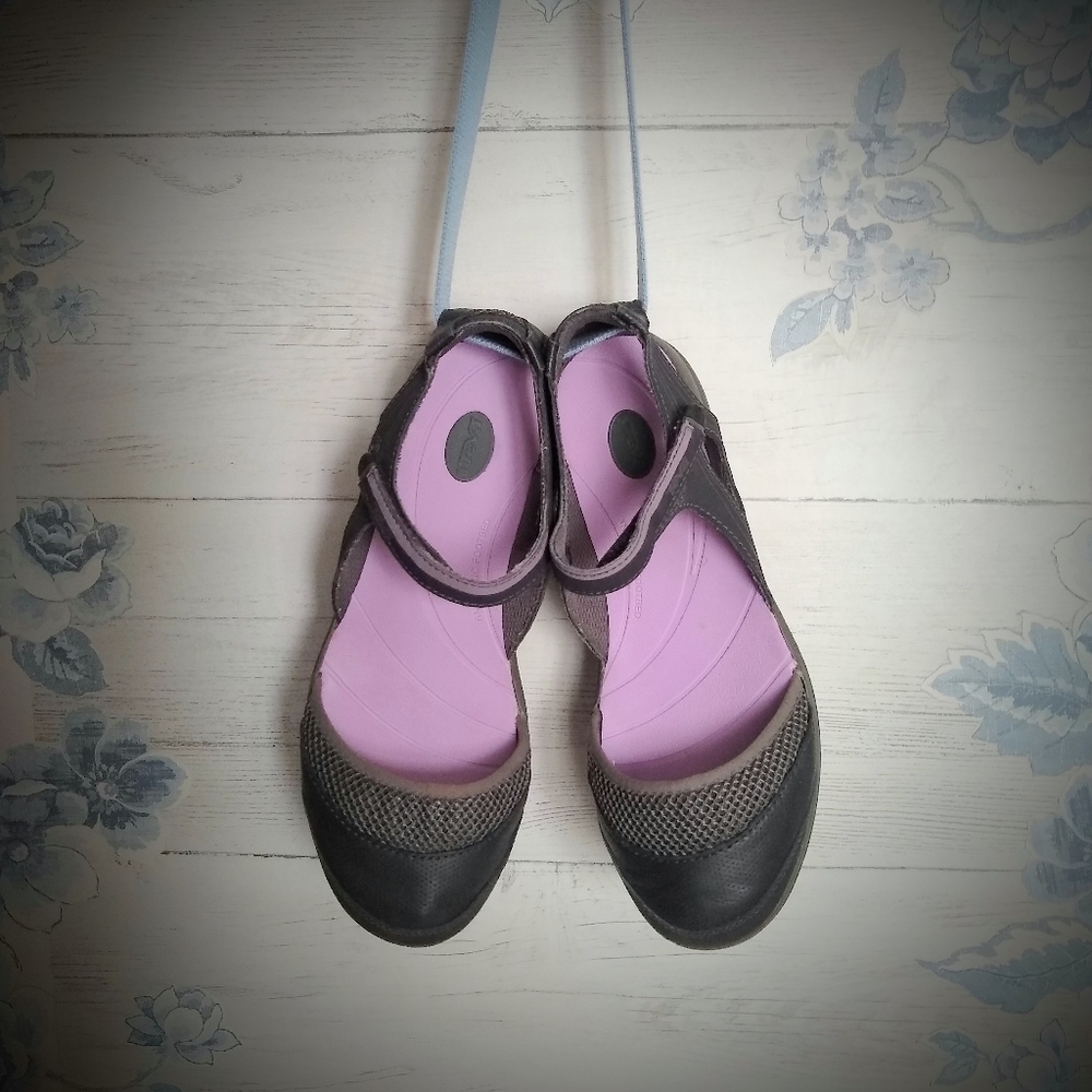 TEVA Westwater Mary Jane, closed-toe sandal